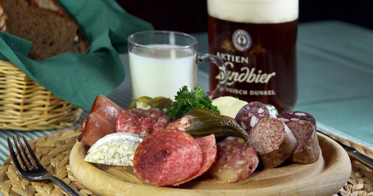 Mandelholz Speisekarte